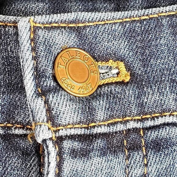 Talbots Jeans Slim Straight Womens Size 6 P Petite Mid Rise Denim Medium Wash - Picture 7 of 14